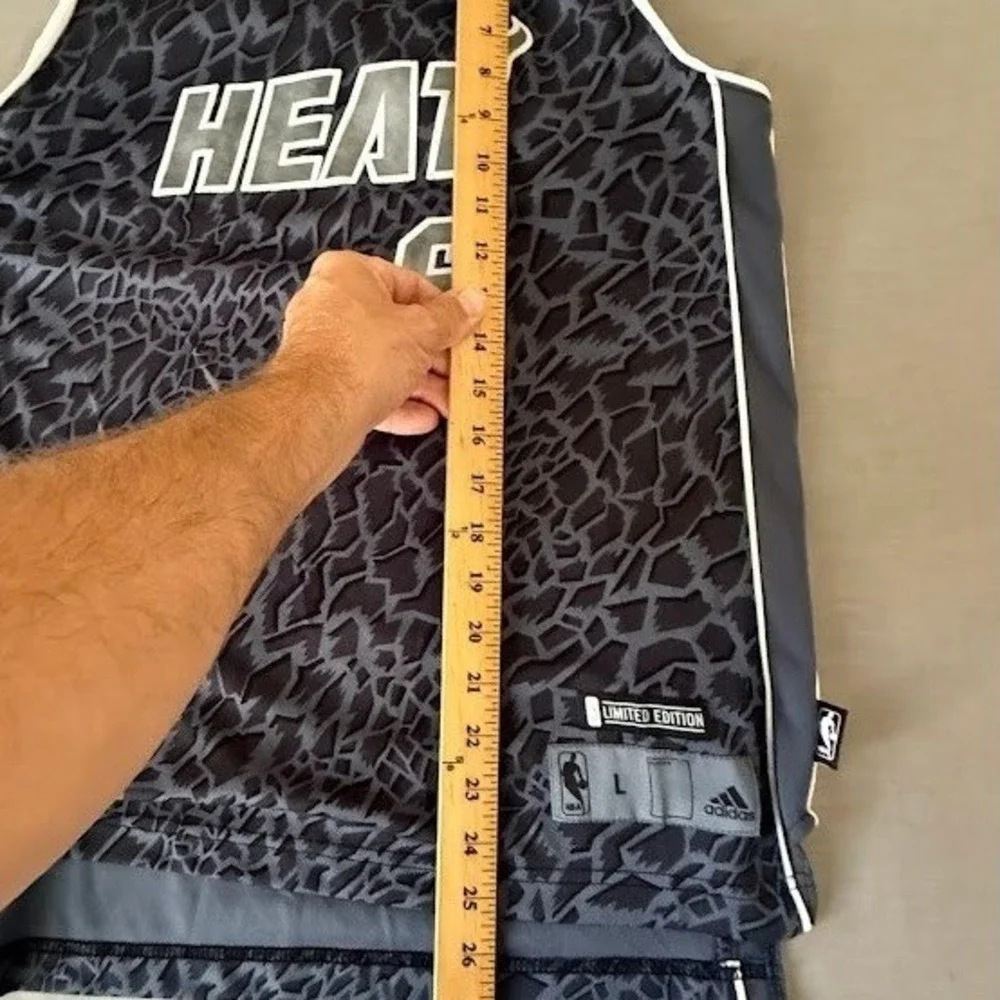 Adidas NBA‎ Miami Heat LeBron James #6 Limited Edition Basketball Jersey Boys.L
